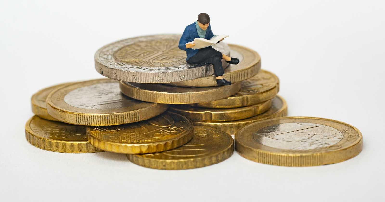 10 Dicas de Finanças Pessoais: Como Gerir seu Dinheiro e Investir com Inteligência