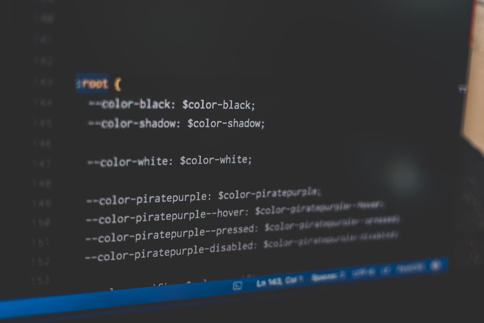 JavaScript Variable Declaration: Which Method Should You Use?