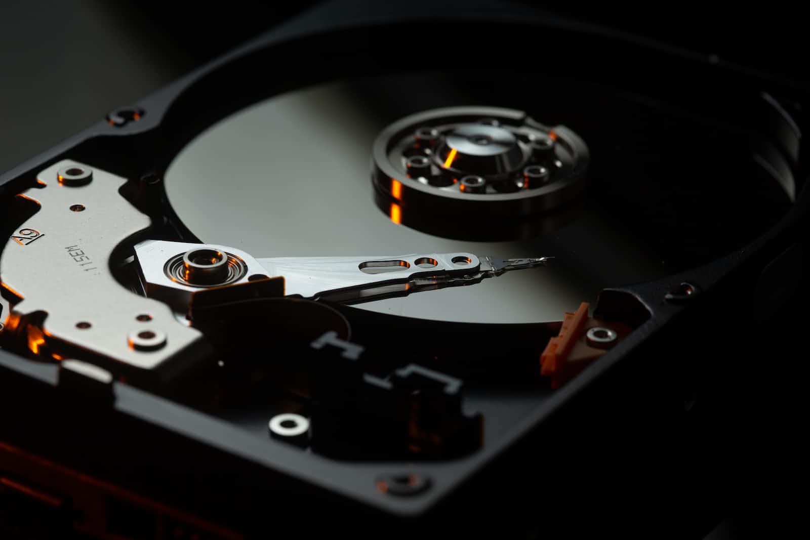Bash scripts for EC2 web server backup and monitoring