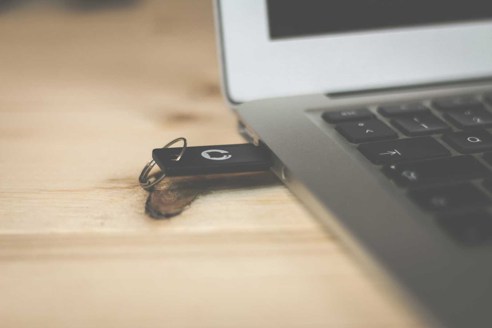 Why version control exists: the pen drive problem