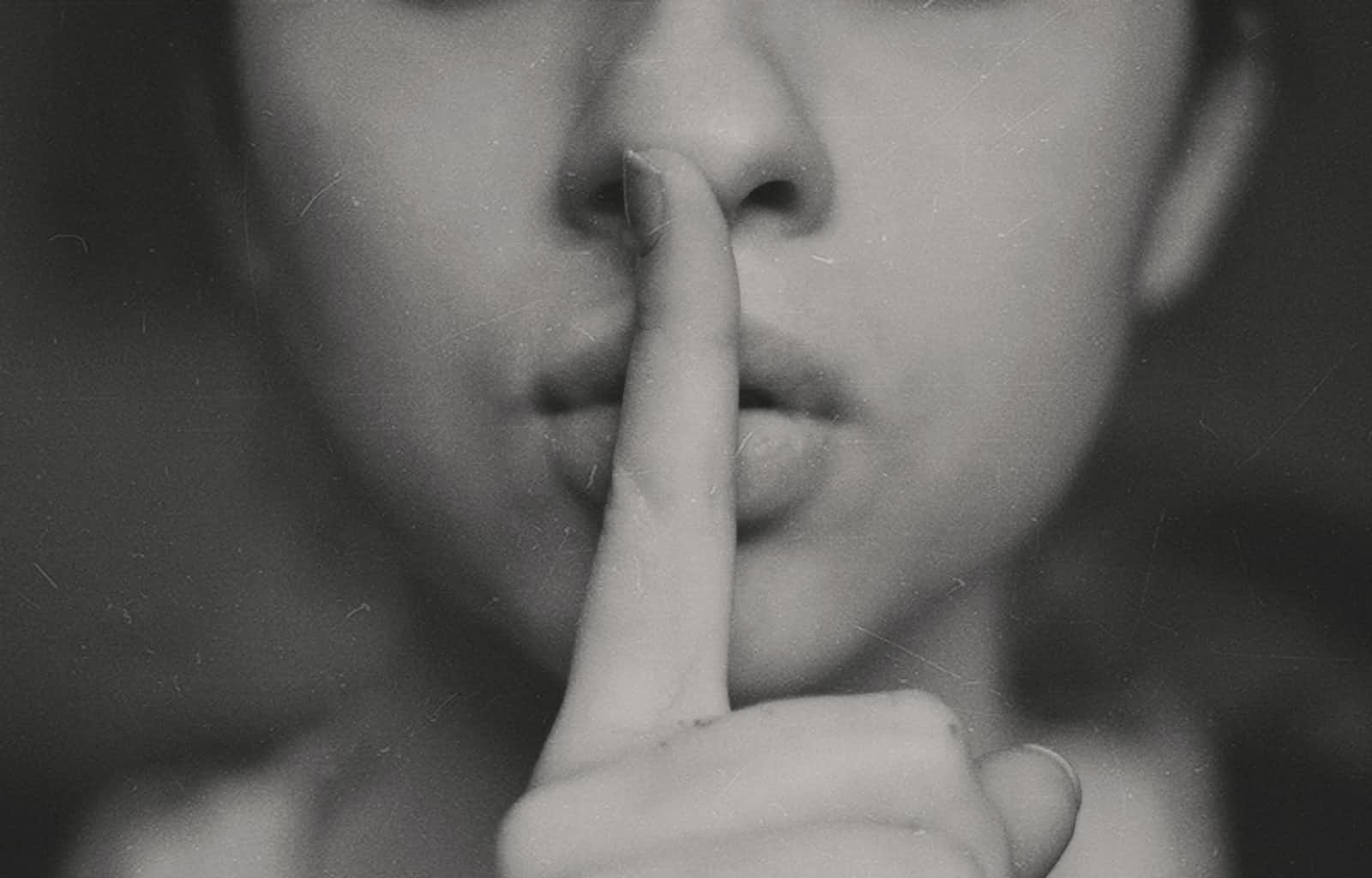 Stop Telling Everyone Everything: How to Protect Your Privacy and Relationships [My Experience]