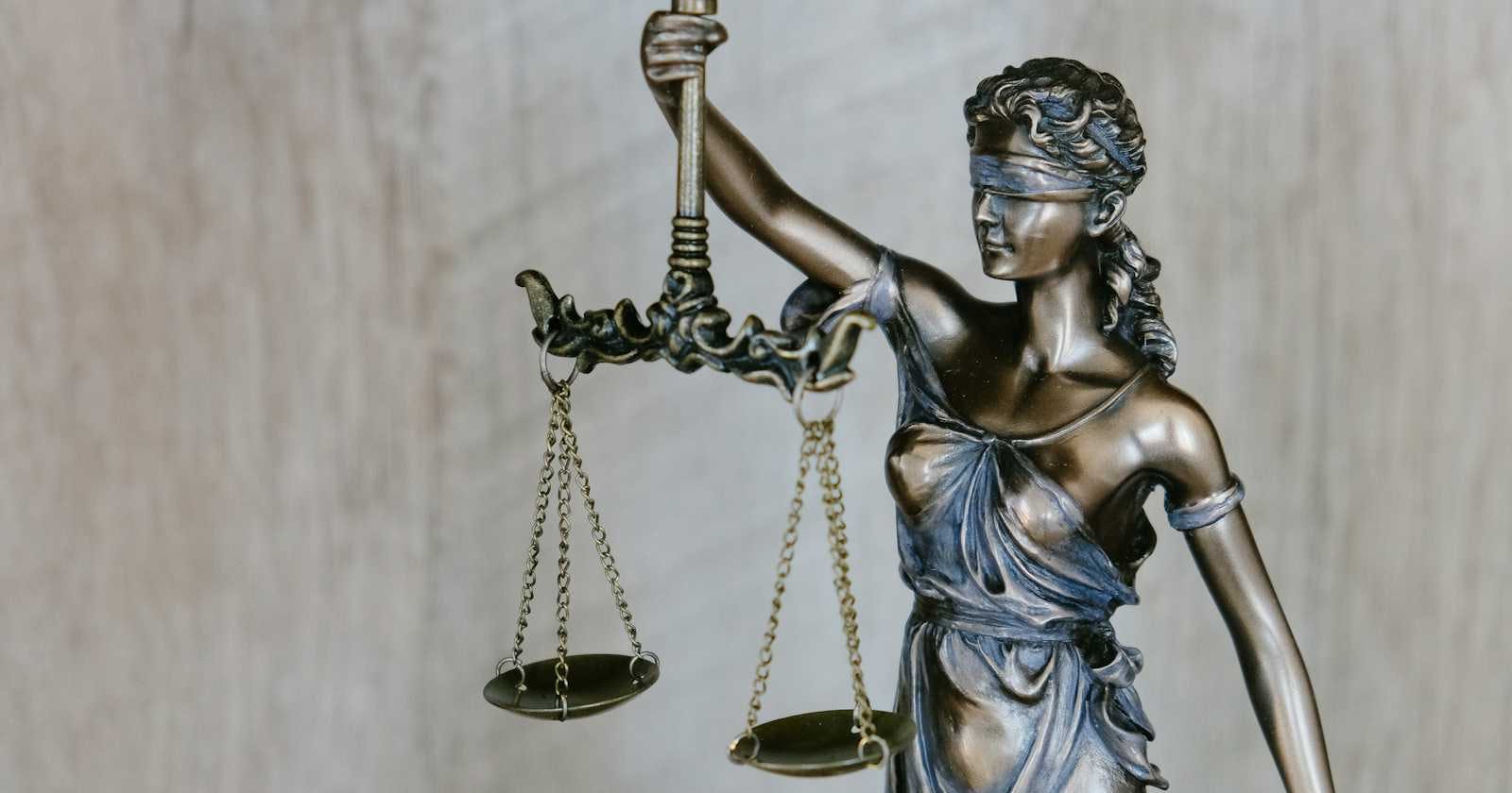 Acesso à Justiça: Garantindo Direitos e Equidade