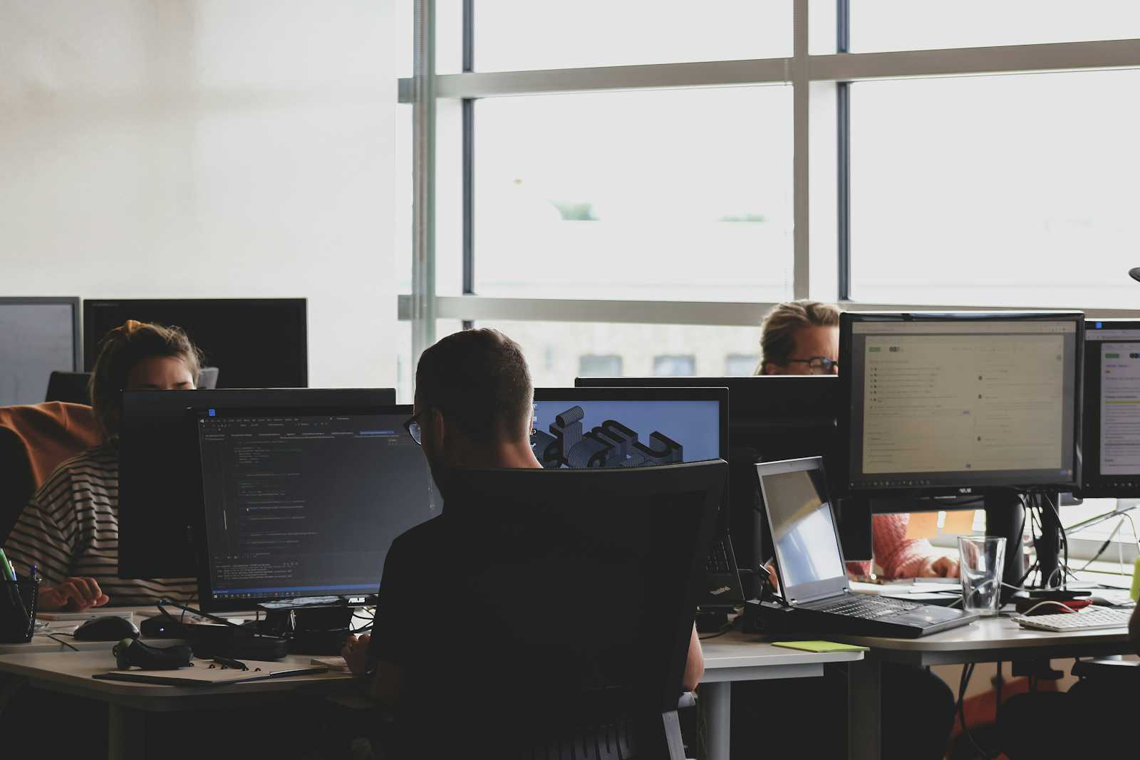 Building Products the Smart Way: The Minimum Viable Product Strategy