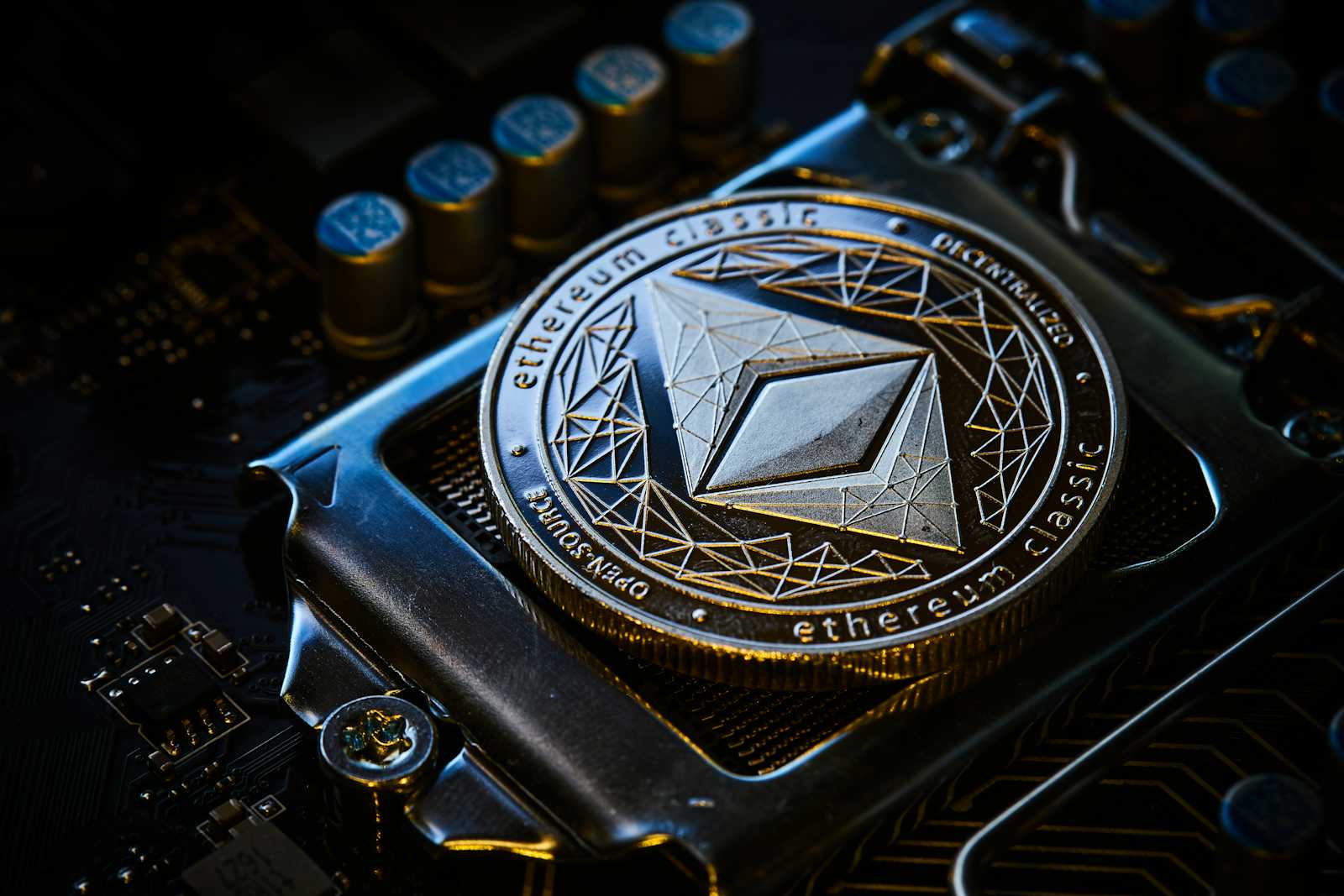 What is Ethereum and How Does it Work in Blockchain Technology?