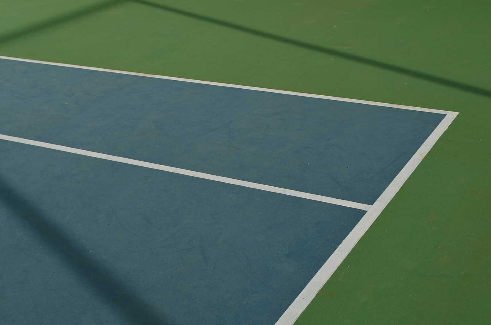 How many games are there in a set of tennis?