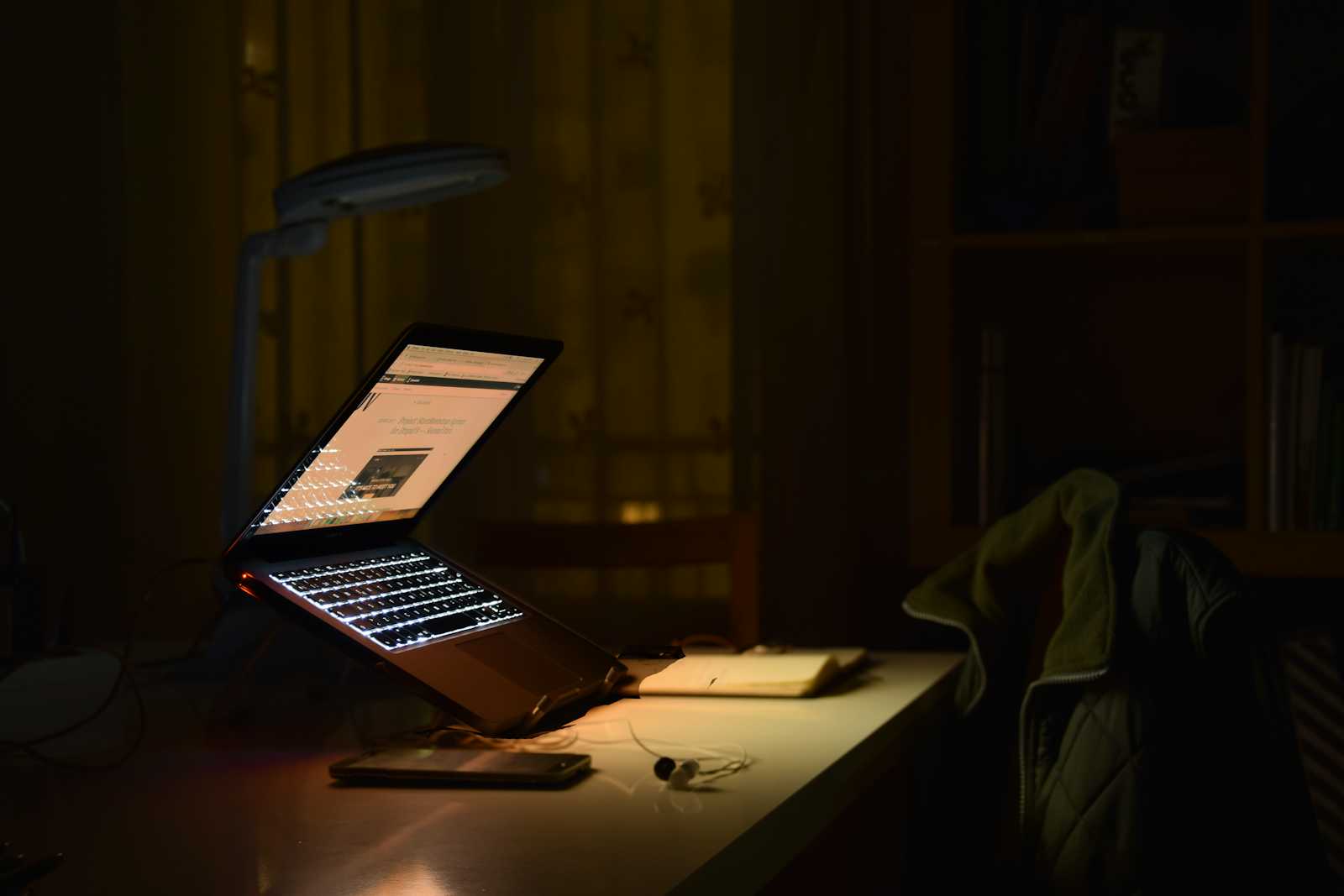 [System Recovery] Panduan Akses Akun Lokal Windows 11 yang Terkunci: Metode sethc via WinRE