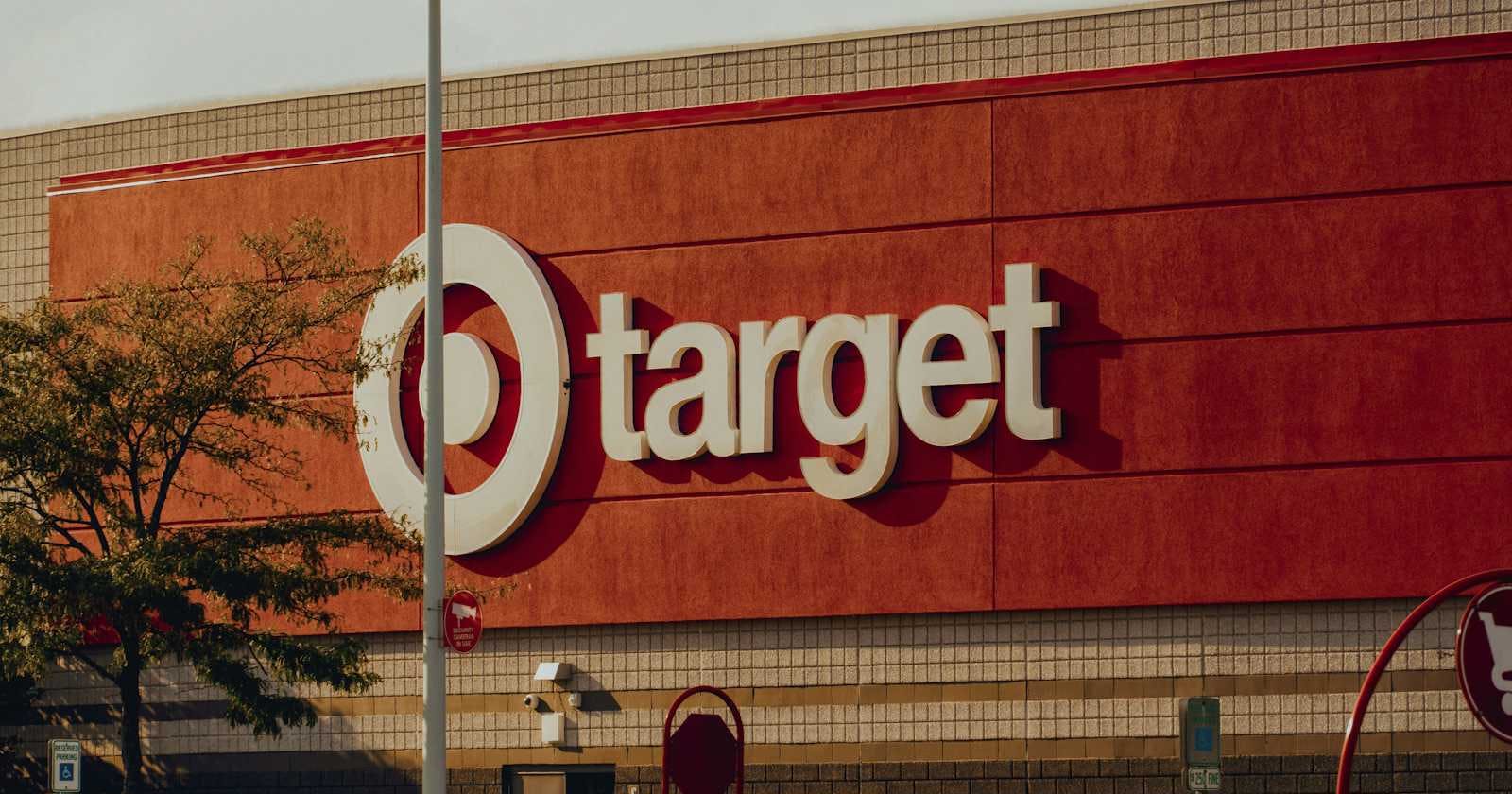 Target Data Breach: A Case Study in Cybersecurity Failures and Lessons Learned