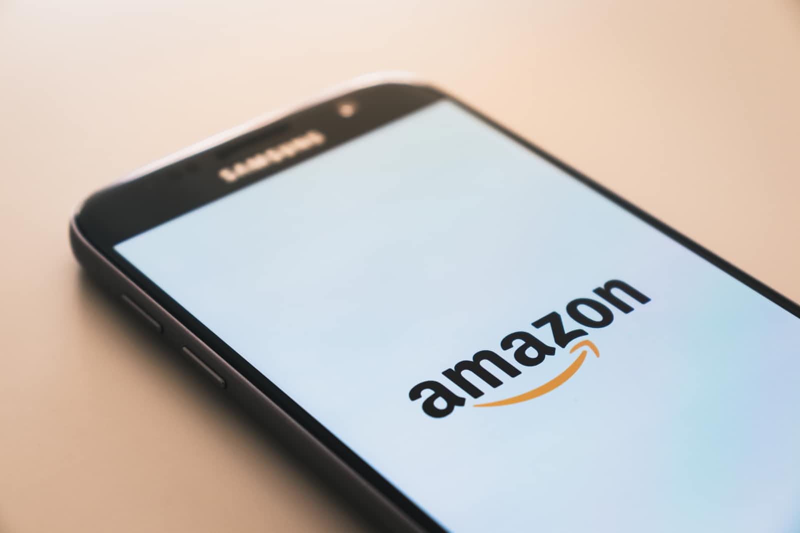 Accelerating Web and Mobile Development with AWS Amplify