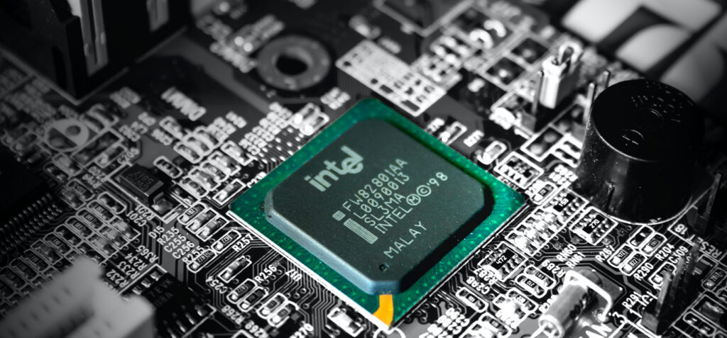 Can Intel's New Security Architecture Withstand Nigerian Hackers?