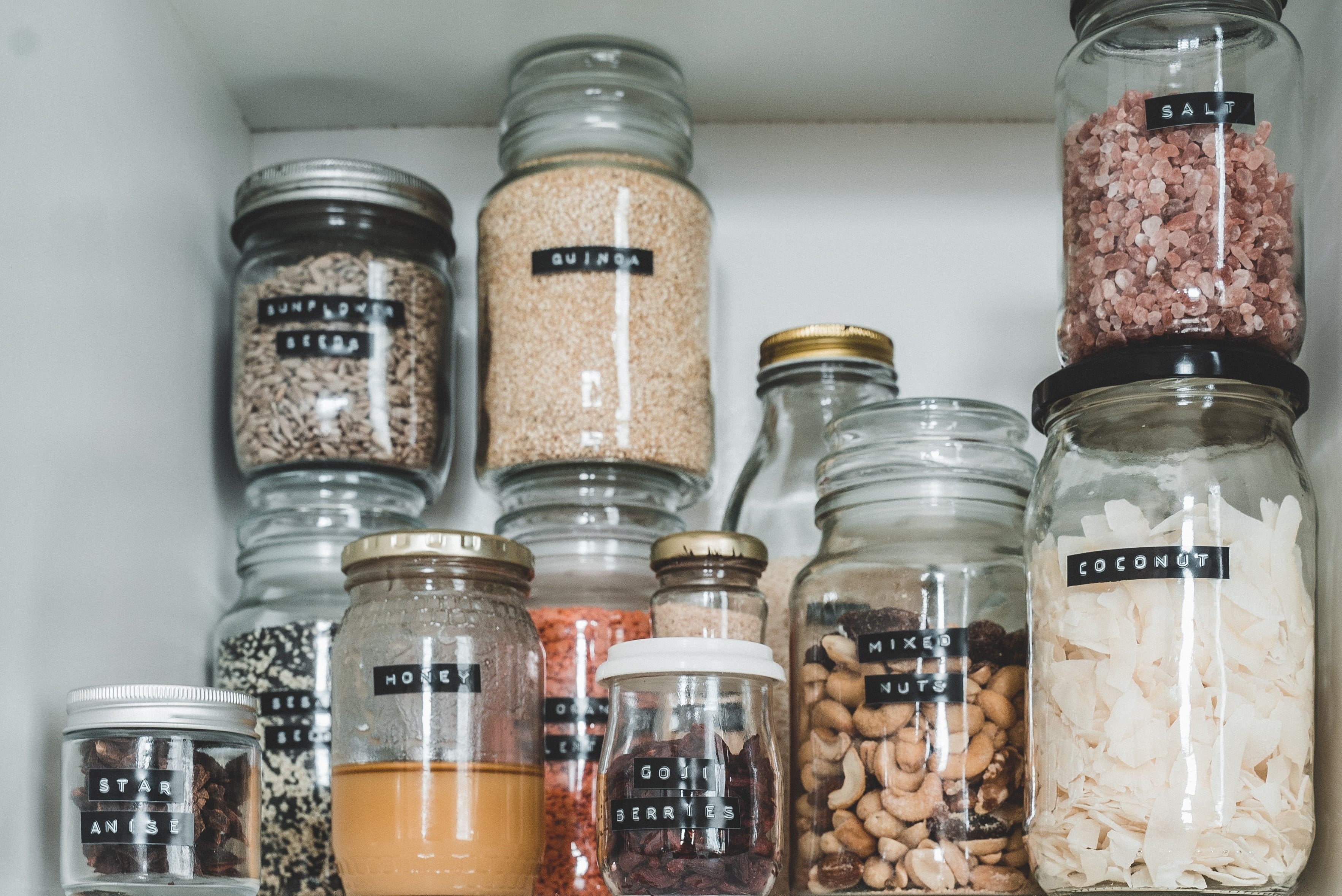 Labels Pic by pexels-taryn-elliott-4440172.jpg