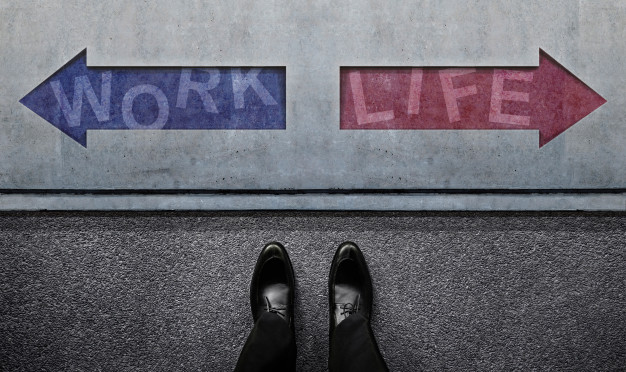 work-life-balance-concept-undecided-businessman-standing-front-left-right-arrow-direction_34048-1235.jpg