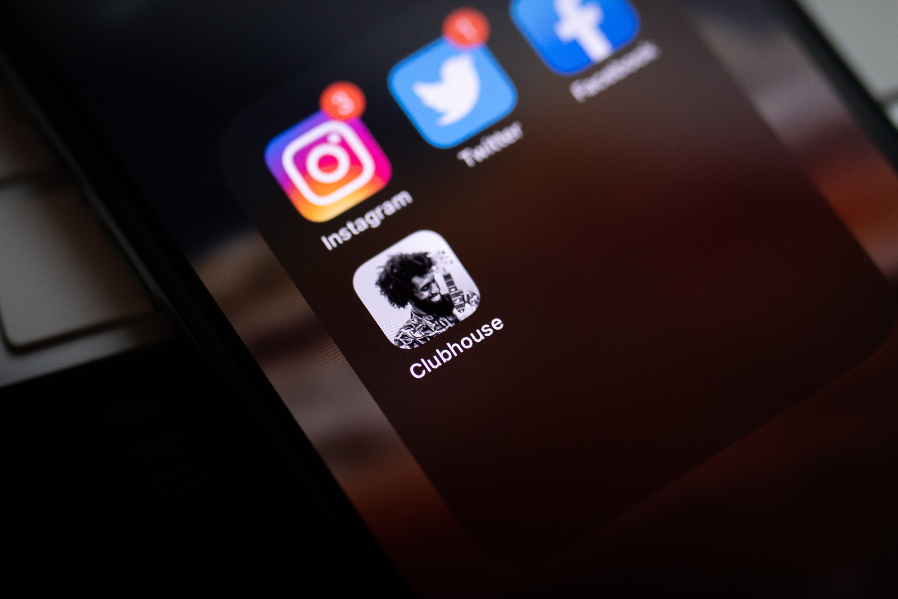 Start "Blogging" on social media