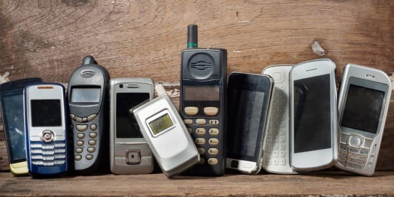 historia-del-telefono-movil-celular-1-e1558888315976.jpg