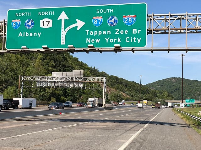 highway_signs.jpg