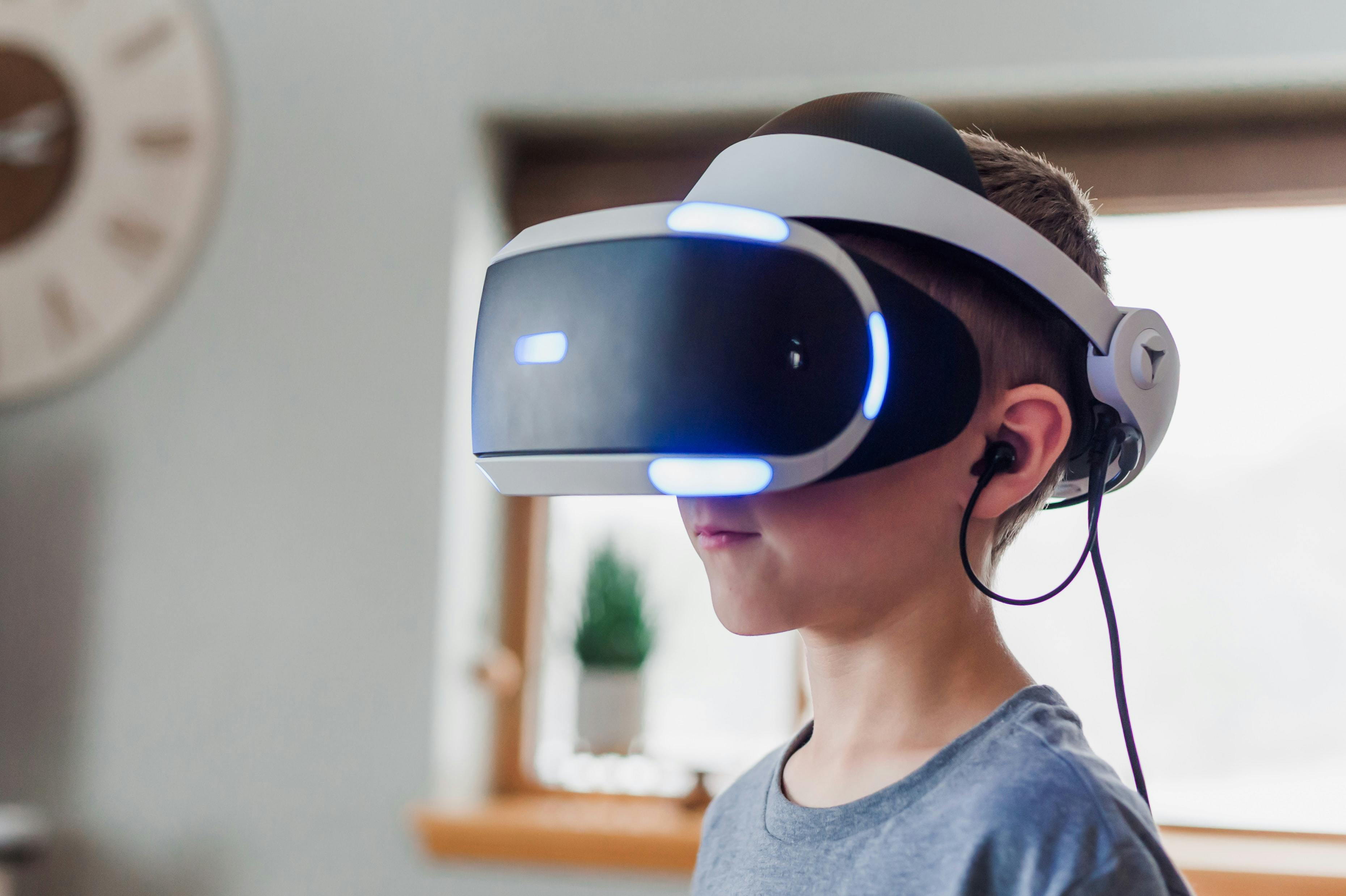 Child wearing VR