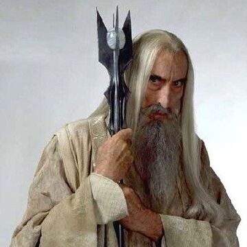 Christopher_Lee_as_Saruman.jpeg