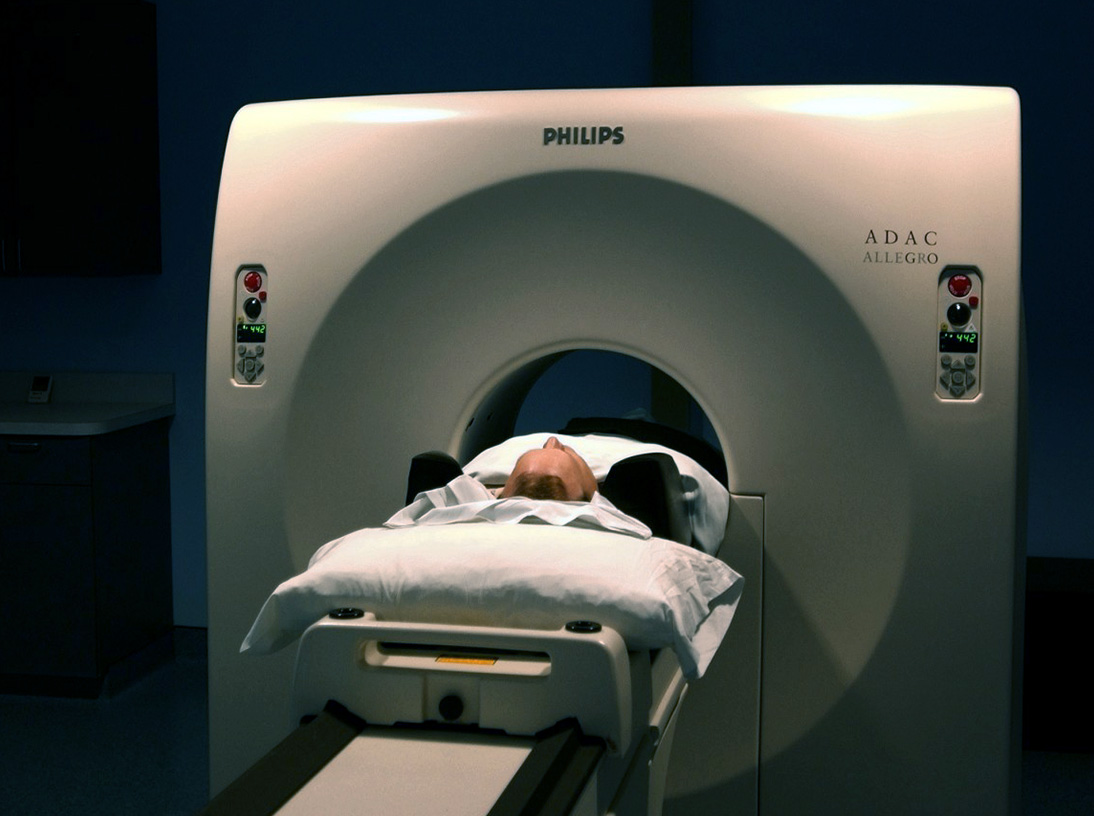 Como Prepararse para un Escáner por Imágenes por Resonancia Magnética (MRI)
