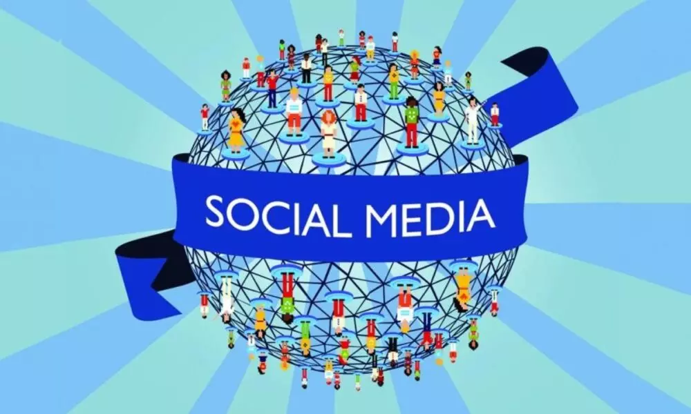 Impact of Social Media on Youth (Teenagers)