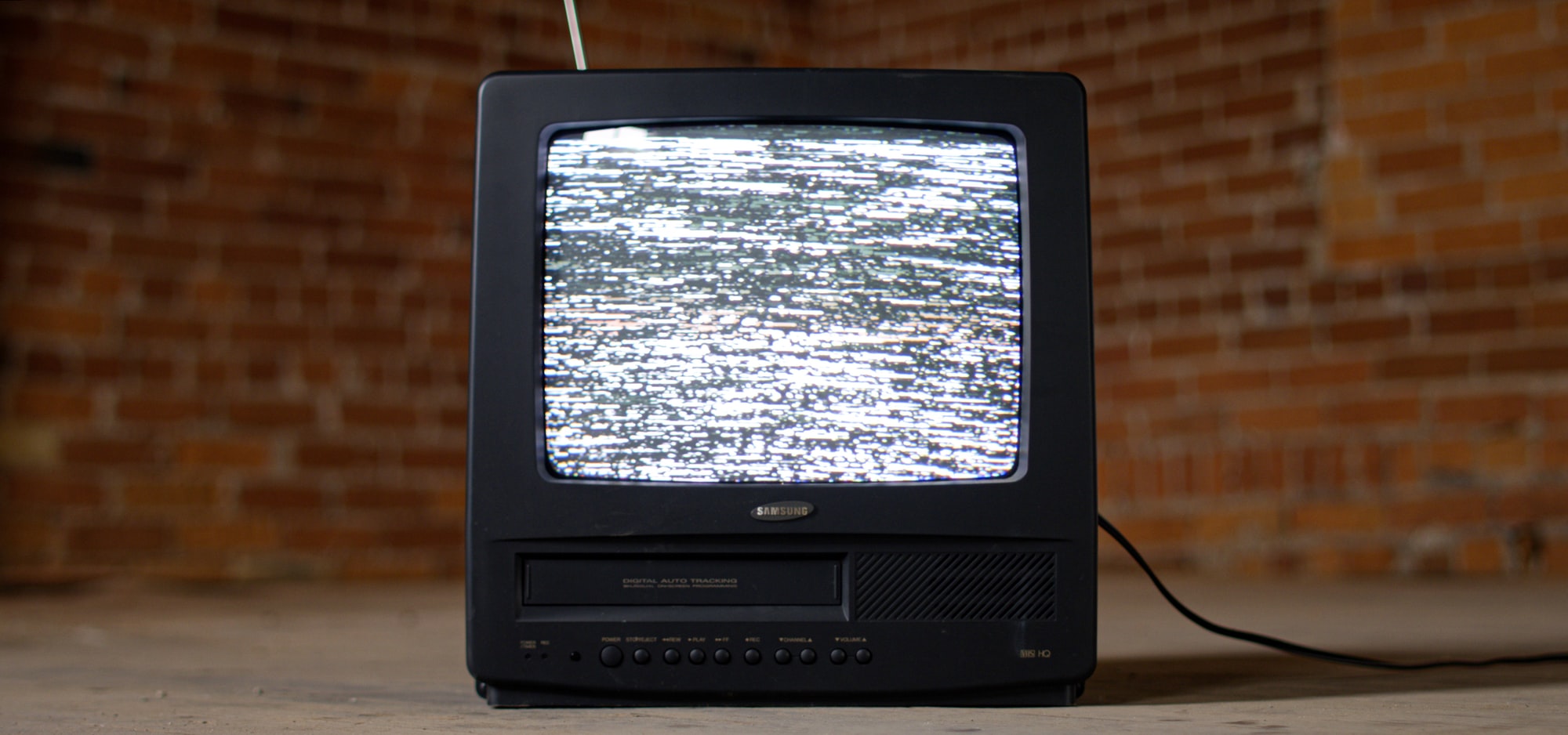 TV static unsplash ZNTPlG050tk