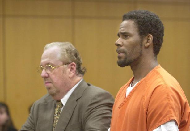 R Kelly In Court Outfitted In Prison Jumpsuit
