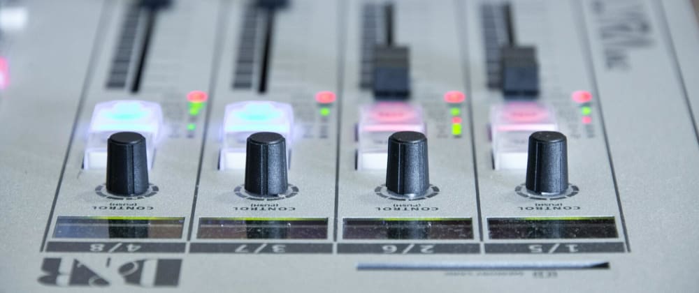How to work with radio buttons in React