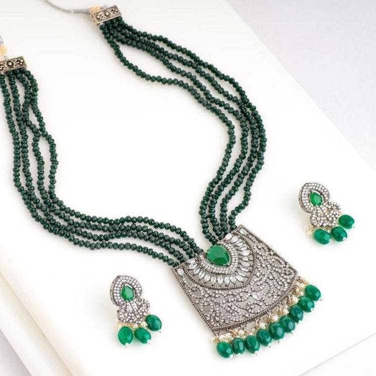 hiral-emerald-green-necklace-set-necklace-sets-blingvine-195240_750x.jpg