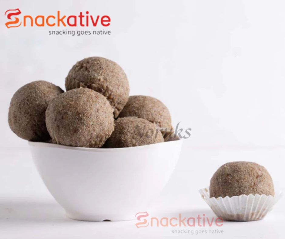 Kambu Nattusarkarai Laddu.jpg