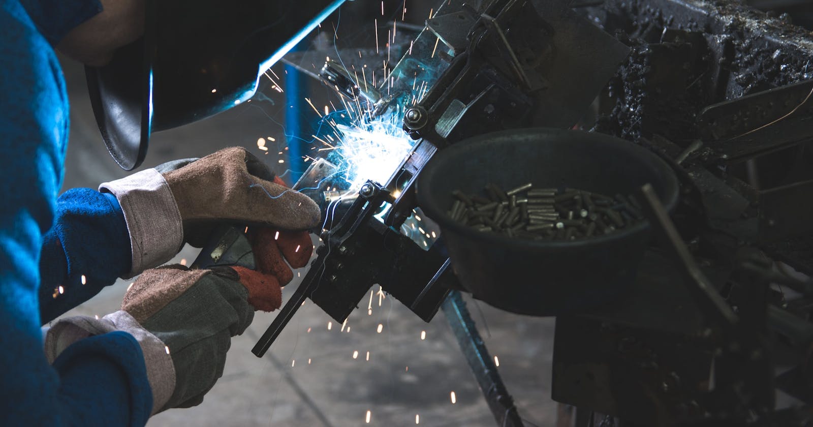 How UAE Infrastructural Development Projects Shaping Metal Fabrication Equipment Industry