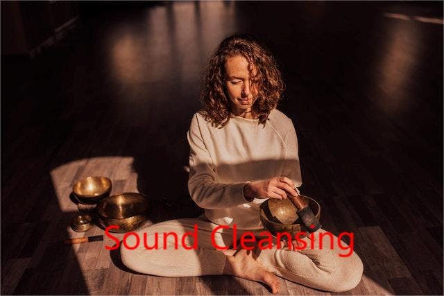 use sound bowl to cleanse crystals.jpg