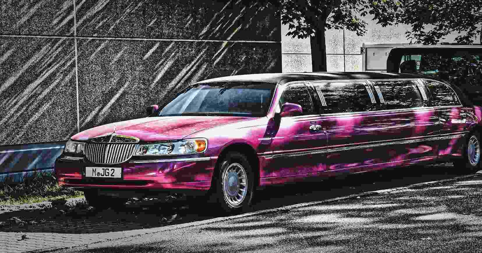 Find A Reliable Limo Service Near Me To Take You To Sporting Events