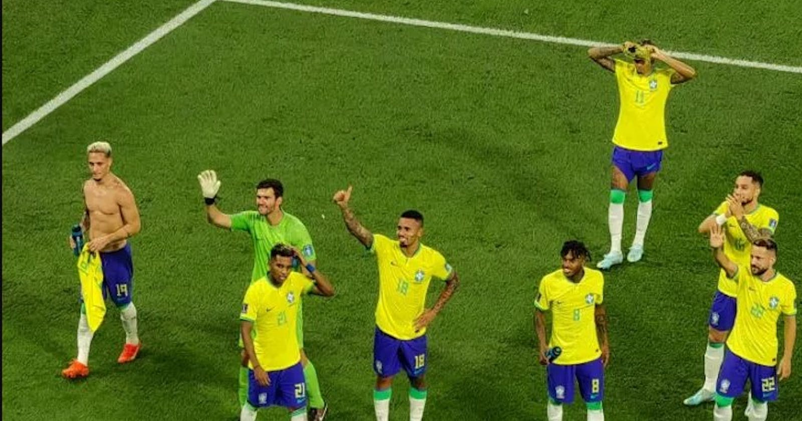 World Cup: Brazil beat South Korea 4-1