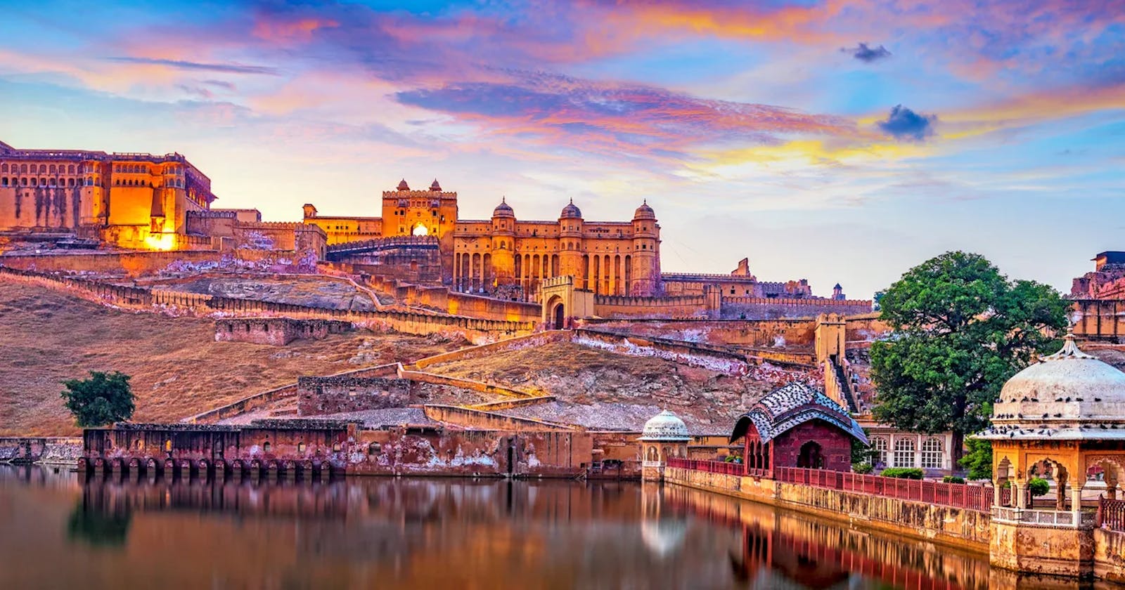 7 places to explore Jaipur by Car