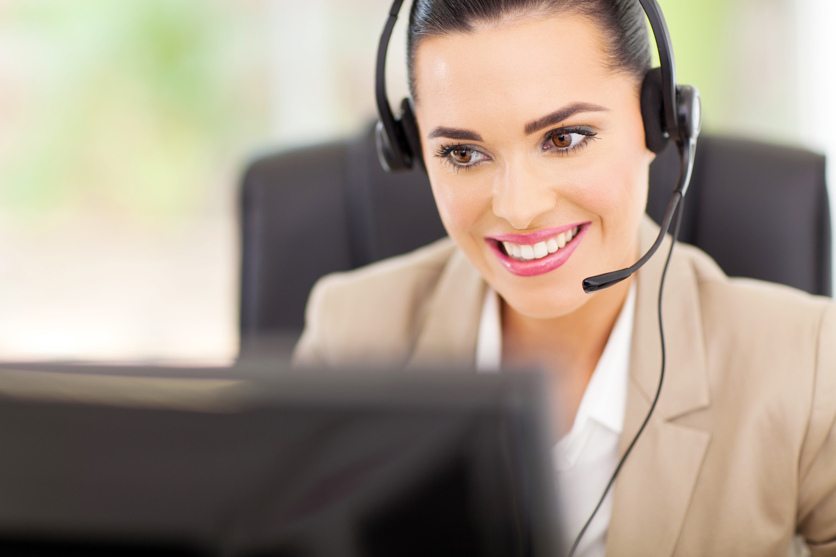 Why are Businesses Shifting to IP PBX System from Phone Systems?