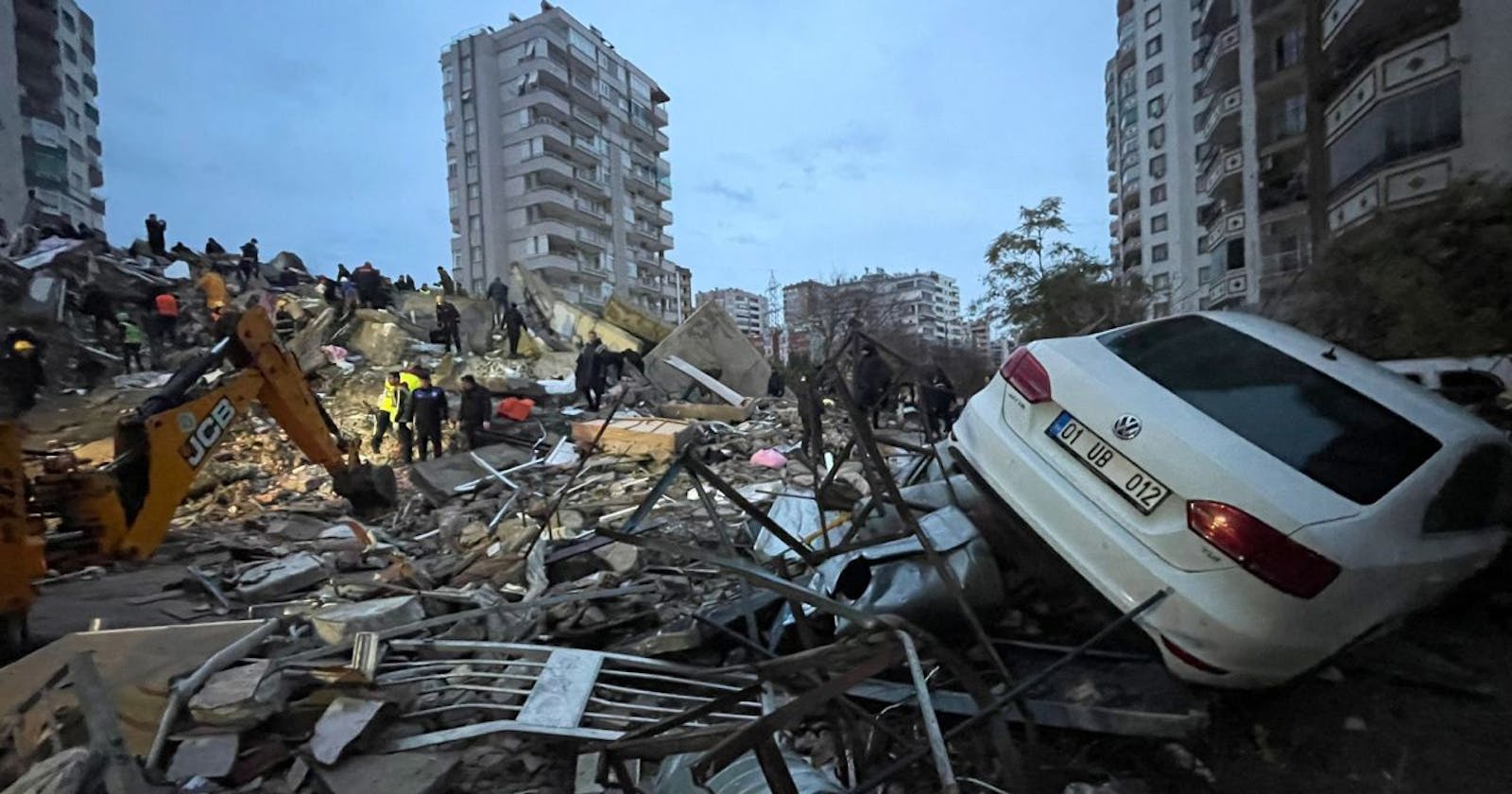 More than 500 dead as 7.8-magnitude earthquake hits southern Turkey and Syria