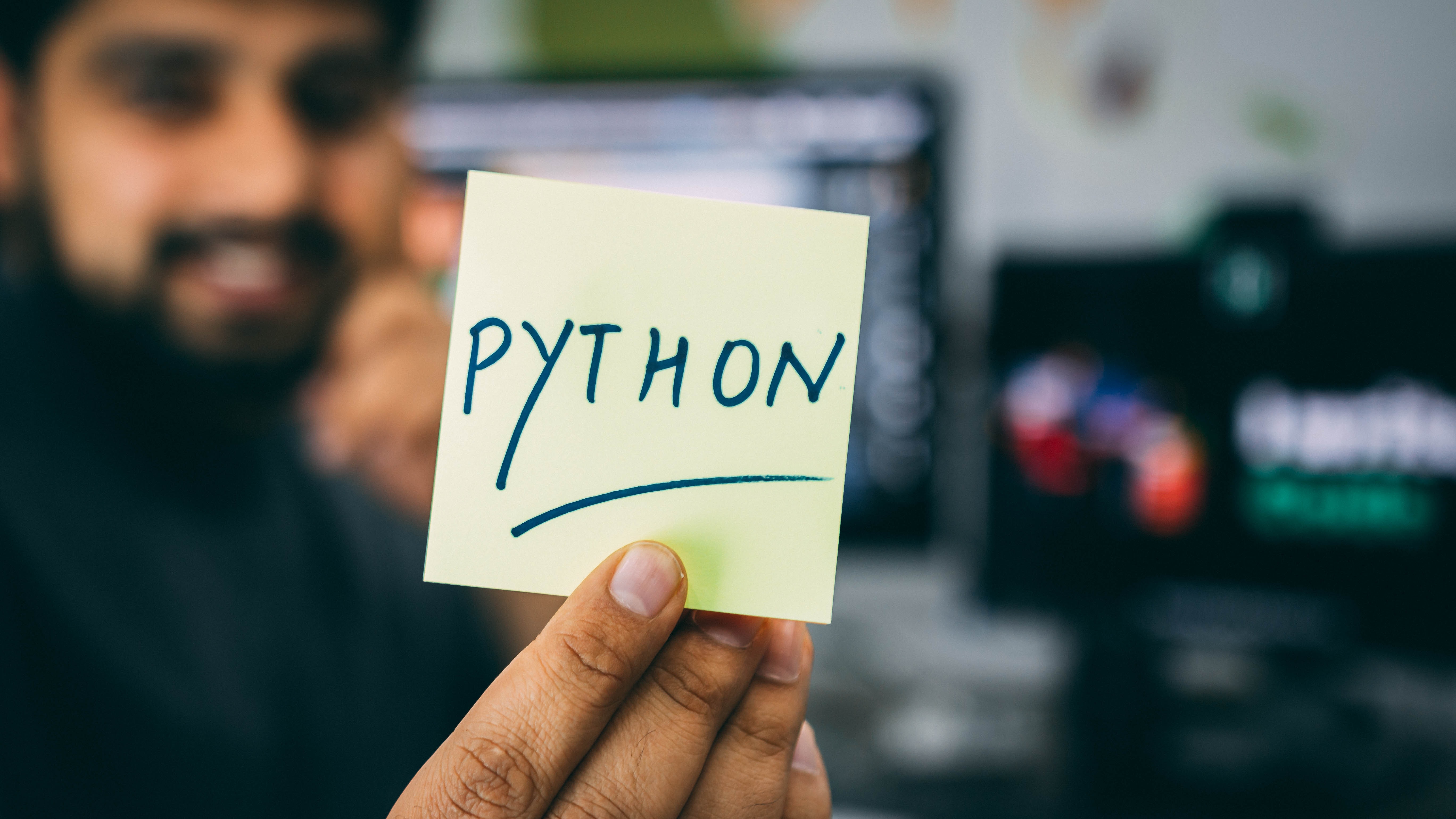 Python is a main Programming Language use in the Data Industry