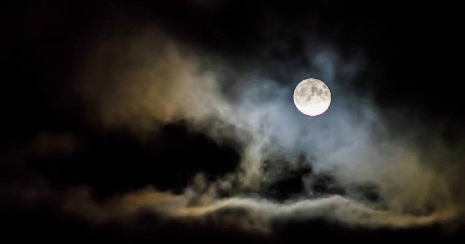 5 lucruri fascinante pe care le poți face în timpul nopții de lună plină