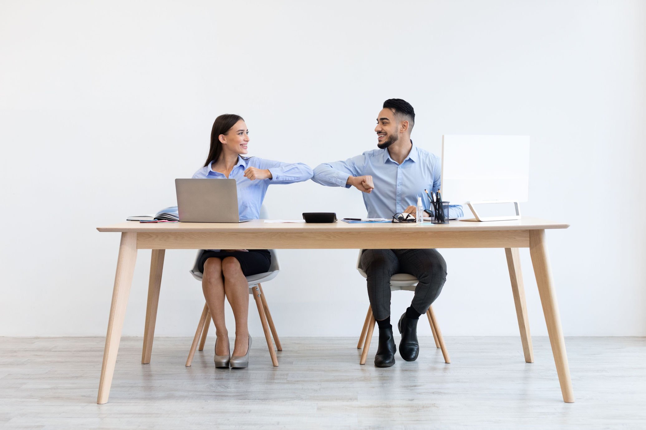 10 Essential Workplace Etiquette Tips for a Professional and Productive Environment