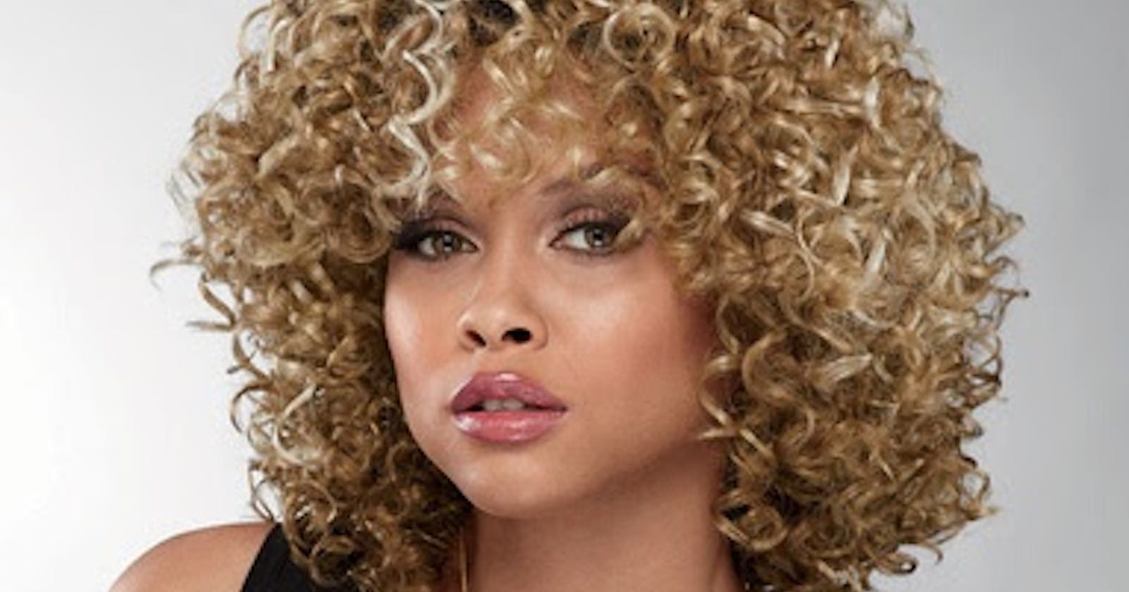 Gorgeous and Glamorous Curly Wigs to Elevate Your Look