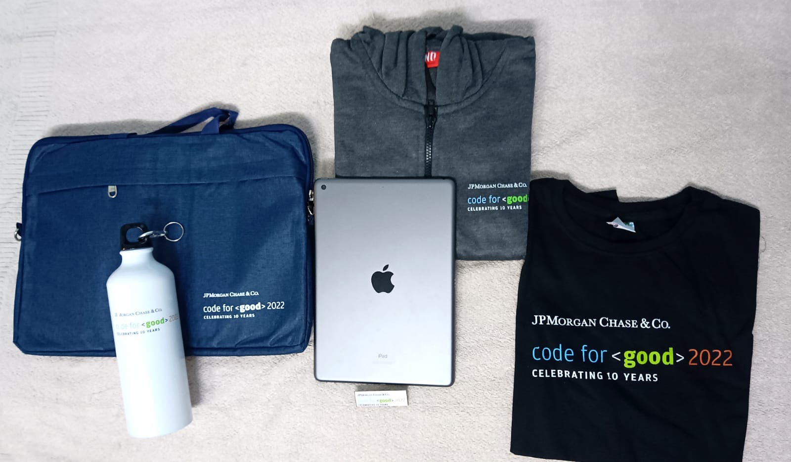JPMC CFG 2022 Swag for Participants along with Ipad Gen 9 for Winners