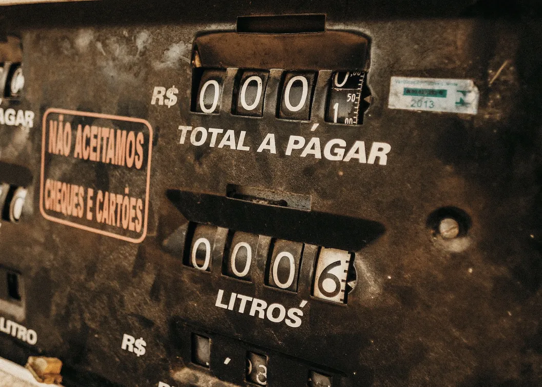 An Open-Source Solution to High Ethereum Gas Fees: Uni-Bot