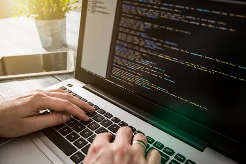 Why Rent a Computer? Explore the Benefits of Computer Rental Services!