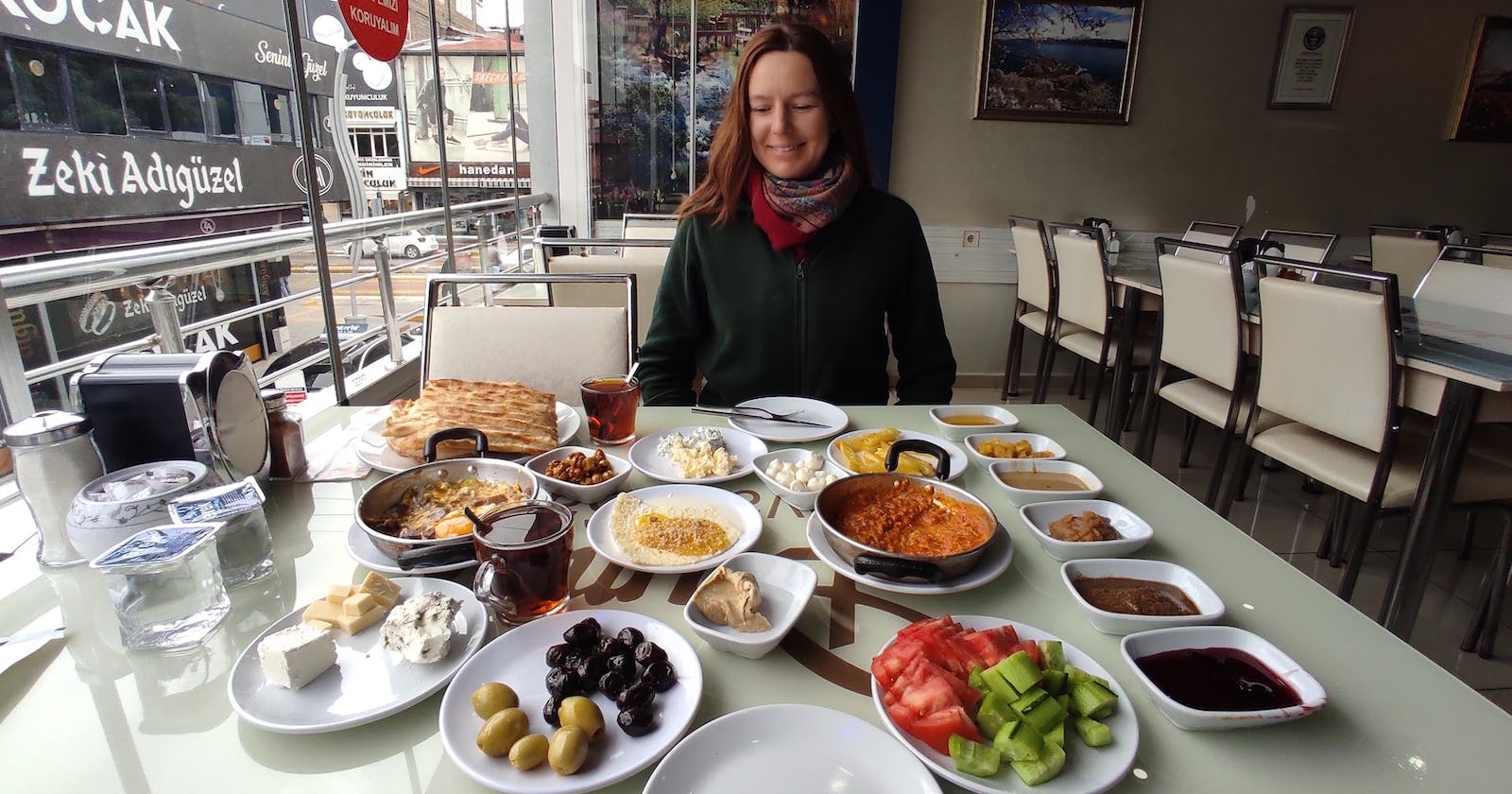 Tureckie Śniadanie z Van - poranna uczta
