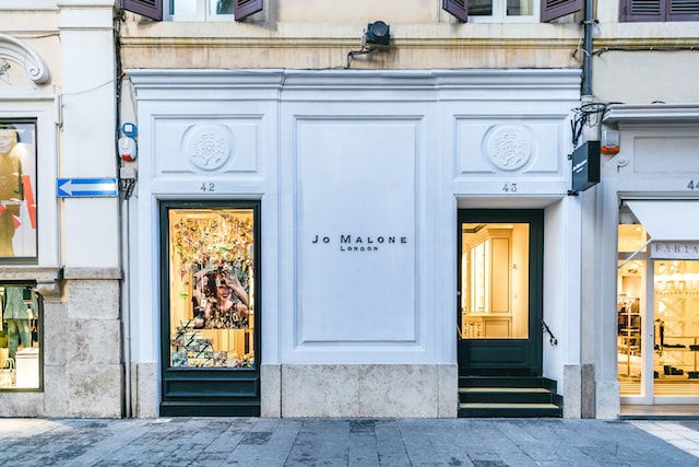 Transform Your Storefront with Unique Custom Storefront Signs