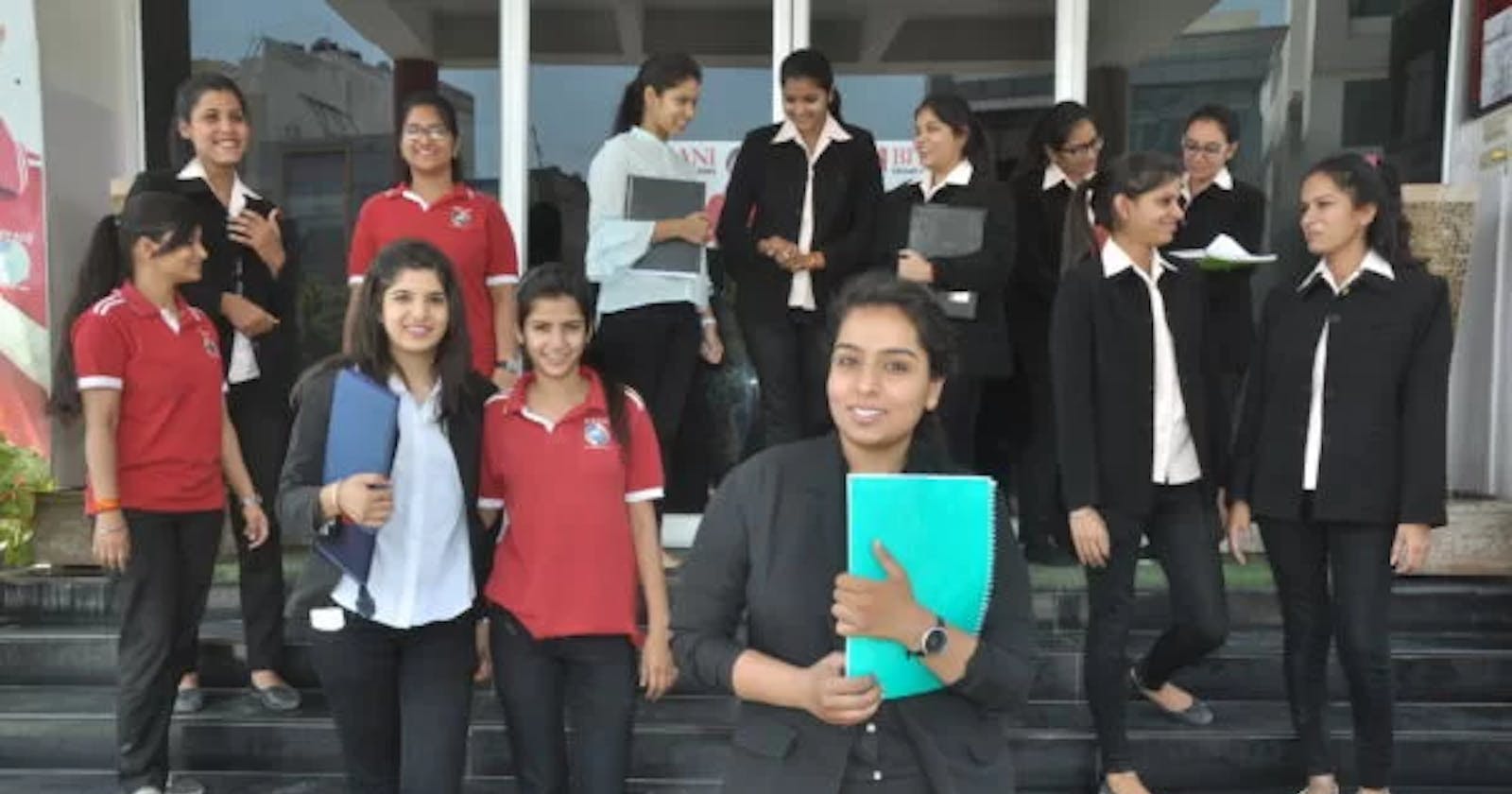 The Academic Journey: Why Biyani Girls College Stands Out Among Jaipur's Best Colleges