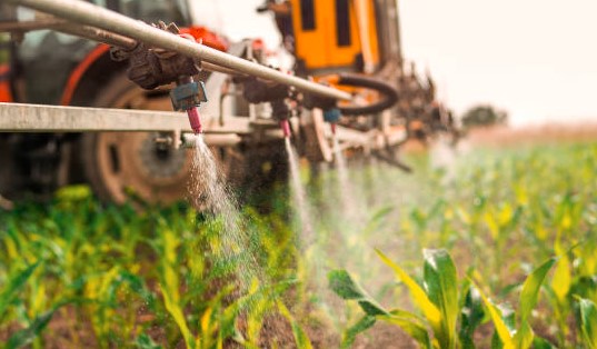 A Gentle Introduction to Crop Protection: From Fields to Market