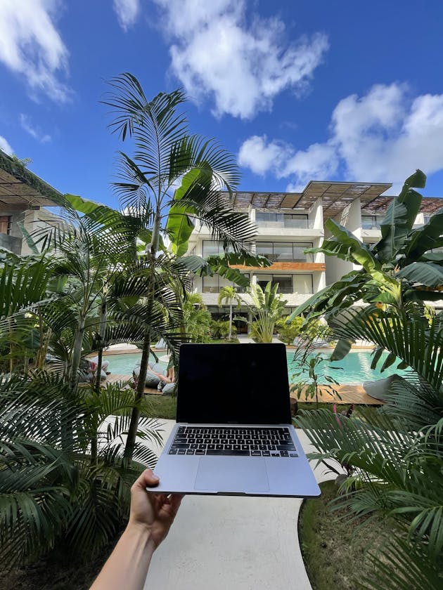 How not to work remotely?