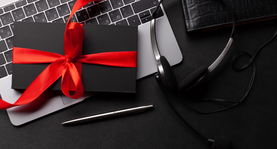 30 Awesome Gifts that Remote Workers Will Love and Use