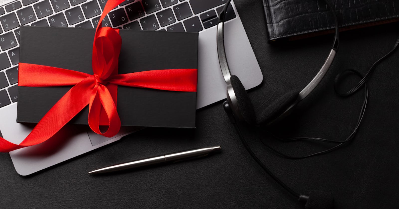 30 Awesome Gifts that Remote Workers Will Love and Use