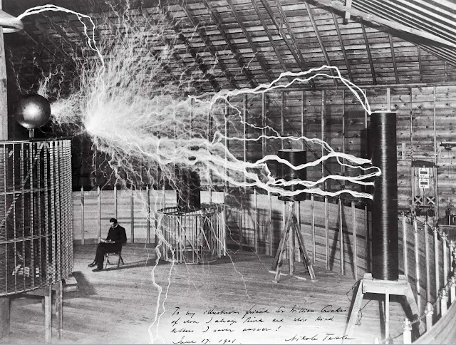 Nikola Tesla: Dehasının İzinde Elektrik Dünyasına Yolculuk