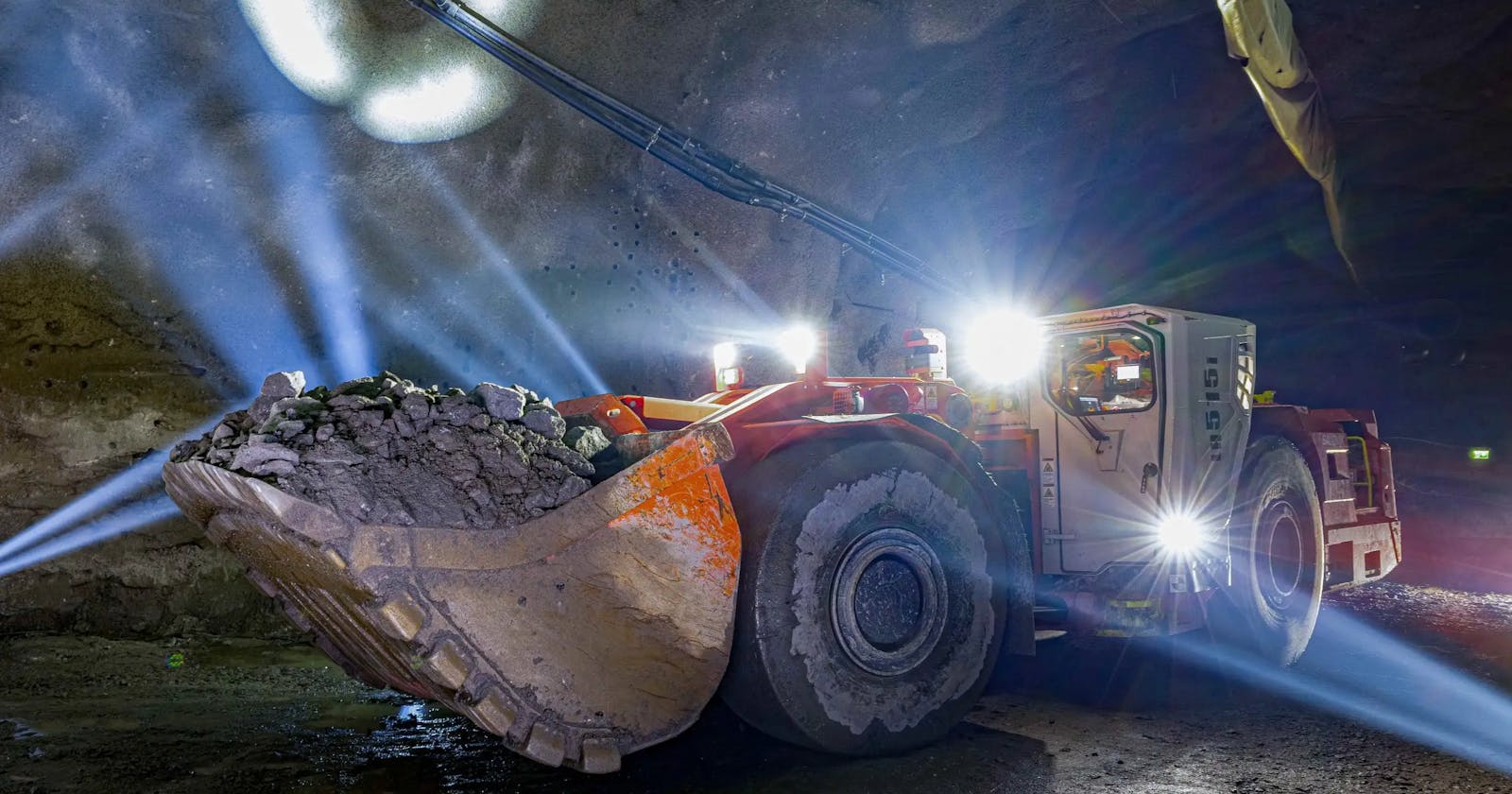 Underground Mining Equipment Market Size , Demand, Global Analysis, Update Report and Forecast 2024-32
